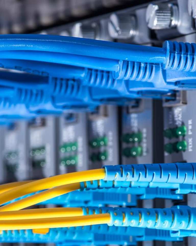 Structure Cabling Header, Image of Blue and Yellow Cables